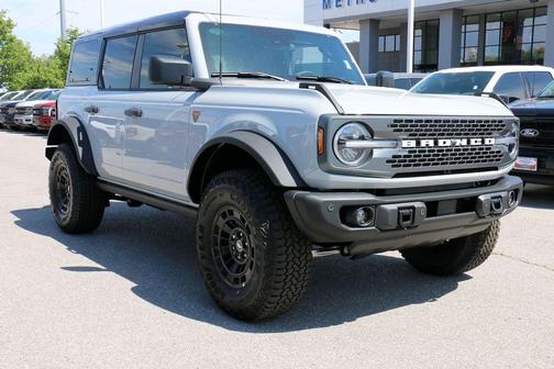 Avalanche Gray 2026 Ford Bronco Badlands