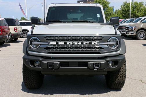 Avalanche Gray 2026 Ford Bronco Badlands