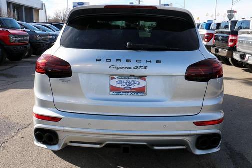 2016 Porsche Cayenne GTS