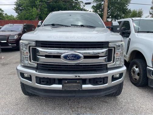Ingot Silver Metallic 2017 Ford F-250 XLT