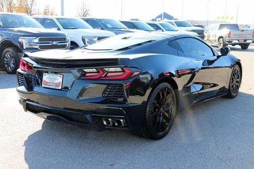 2024 Chevrolet Corvette Stingray w/2LT