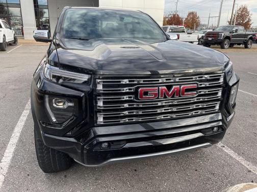 2024 GMC Canyon Denali