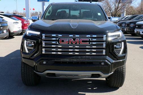 2024 GMC Canyon Denali