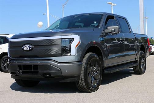 2025 Ford F-150 Lightning Flash