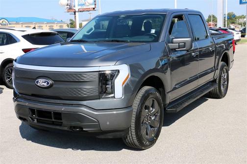 2025 Ford F-150 Lightning Flash