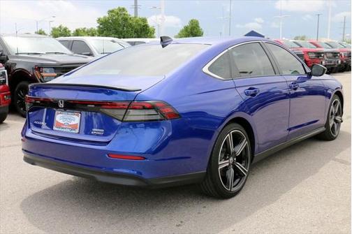 2023 Honda Accord Hybrid Base