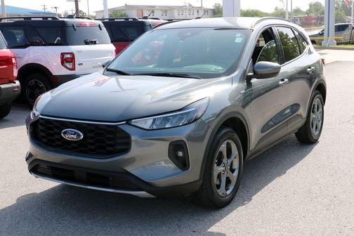 Gray Metallic 2025 Ford Escape ST-Line Select