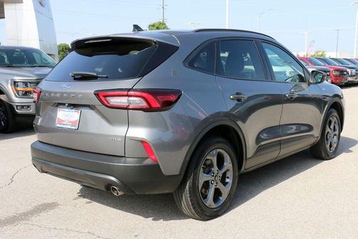 Gray Metallic 2025 Ford Escape ST-Line Select