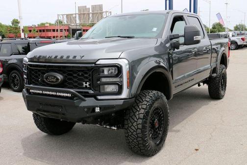 Carbonized Gray Metallic 2026 Ford F-250 Lariat