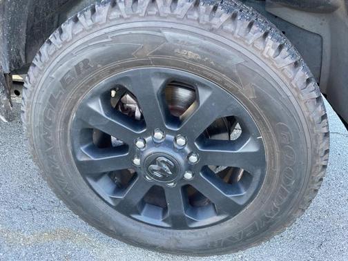 2021 RAM 2500 Laramie Mega Cab 4x4 6'4' Box