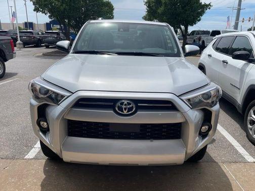 Classic Silver Metallic 2024 Toyota 4Runner SR5