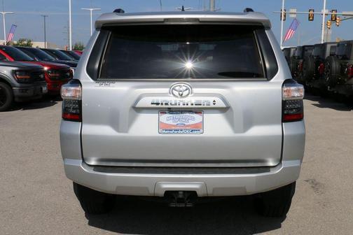 Classic Silver Metallic 2024 Toyota 4Runner SR5