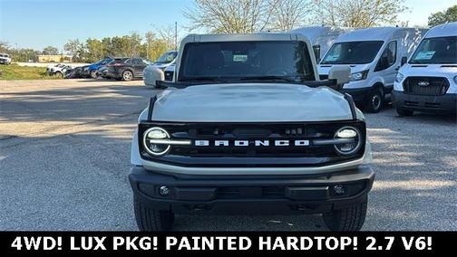 2025 Ford Bronco Outer Banks
