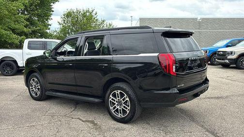 Black Metallic 2025 Ford Expedition Active