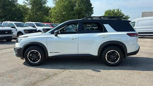 2024 Nissan Pathfinder Rock Creek 4WD