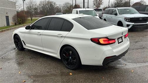 2022 BMW 530e Base