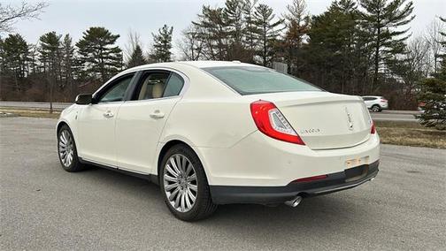 2013 Lincoln MKS Base
