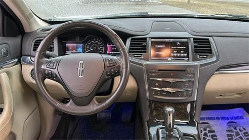 2013 Lincoln MKS Base