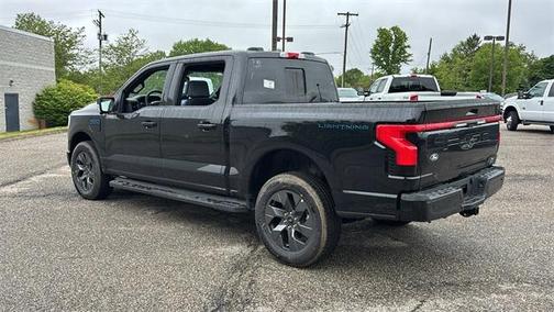 2025 Ford F-150 Lightning LARIAT