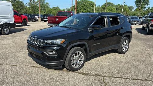 2022 Jeep Compass Latitude Lux