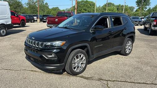 2022 Jeep Compass Latitude Lux