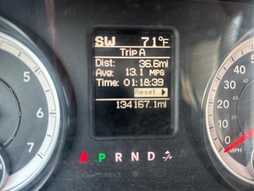 2017 RAM 2500 Tradesman Crew Cab 4x4 8' Box