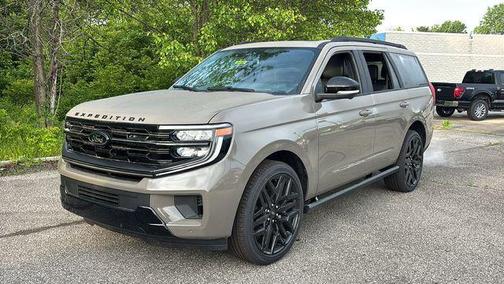Marsh Gray 2026 Ford Expedition Platinum