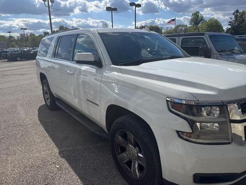 2017 Chevrolet Suburban LT