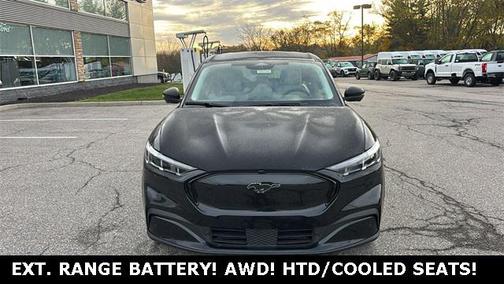 2025 Ford Mustang Mach-E Premium