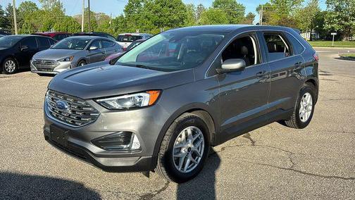 Carbonized Gray Metallic 2022 Ford Edge SEL