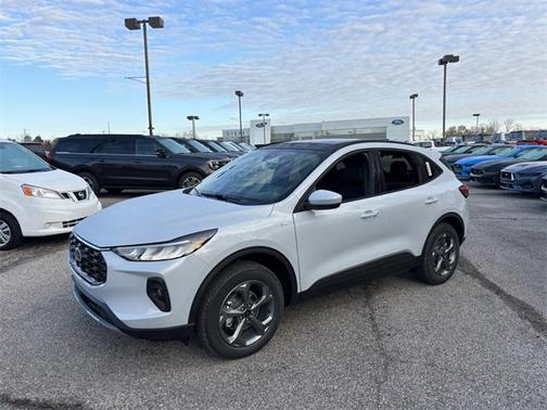 2026 Ford Escape ST-Line Select