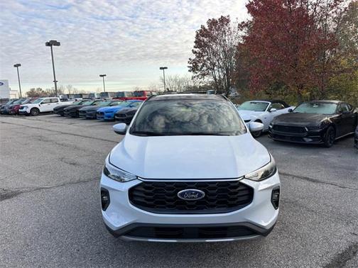 2026 Ford Escape ST-Line Select