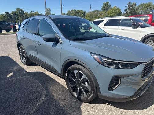 2023 Ford Escape Platinum