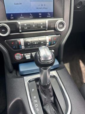 Oxford White 2020 Ford Mustang EcoBoost Premium