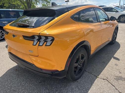 2023 Ford Mustang Mach-E California Route 1