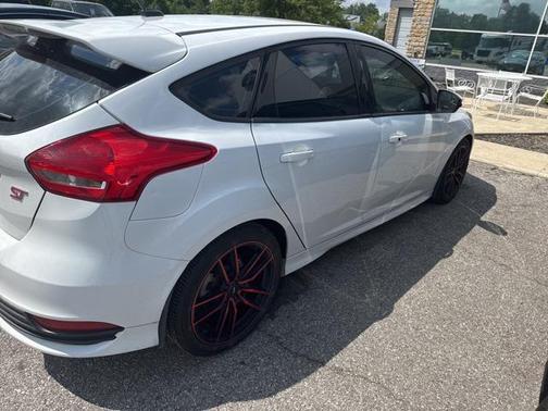 2017 Ford Focus ST