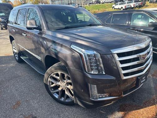 2017 Cadillac Escalade Luxury