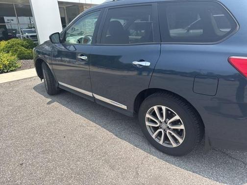 2015 Nissan Pathfinder SL