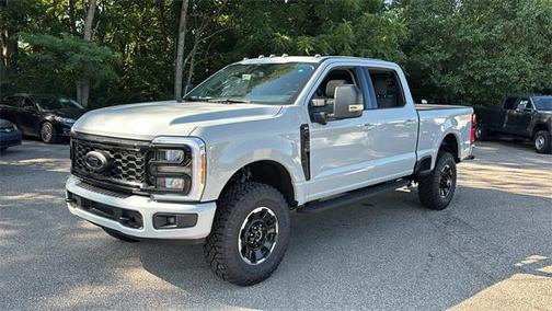 2025 Ford F-350 XLT