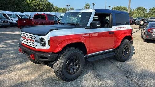 Oxford White 2025 Ford Bronco Stroppe Edition