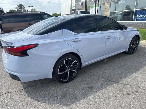 2024 Nissan Altima SR Intelligent AWD