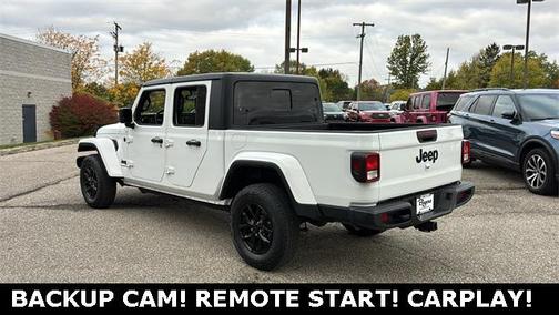2022 Jeep Gladiator Sport S