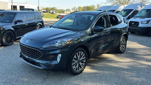 2022 Ford Escape Titanium