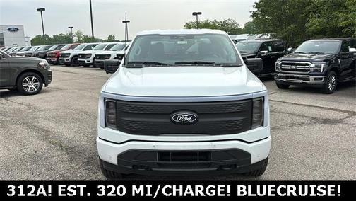 2025 Ford F-150 Lightning Flash