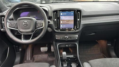 2022 Volvo XC40 Recharge Pure Electric P8 Twin Ultimate