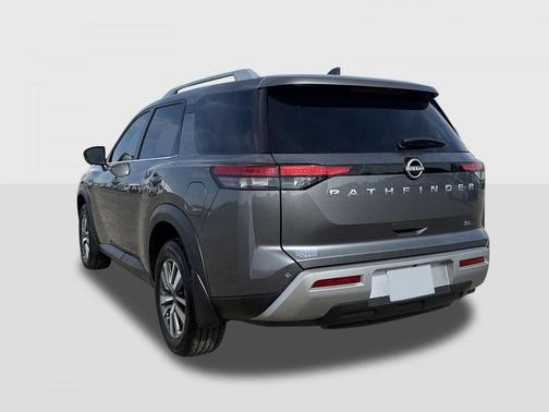 2025 Nissan Pathfinder SL FWD