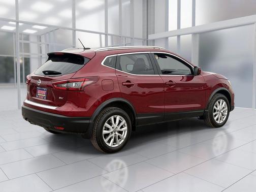 2021 Nissan Rogue Sport SV