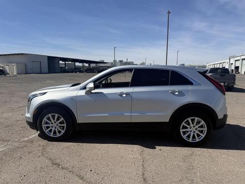 2022 Cadillac XT4 Luxury