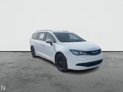 2021 Chrysler Voyager LXI
