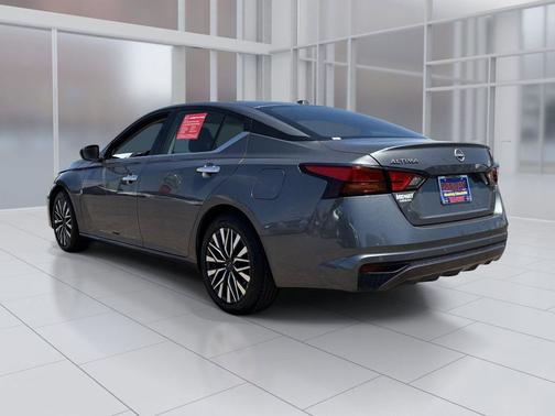 Gun Metallic 2025 Nissan Altima 2.5 SV